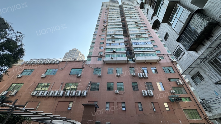 天华大厦外景图