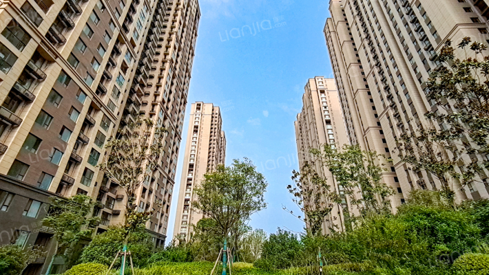 绿都澜湾外景图