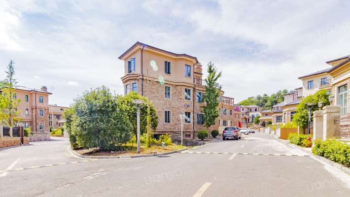 香山美邸外景图