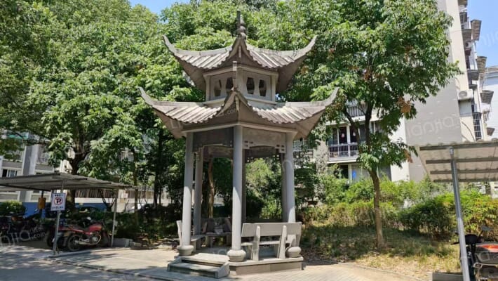 中侨公寓外景图