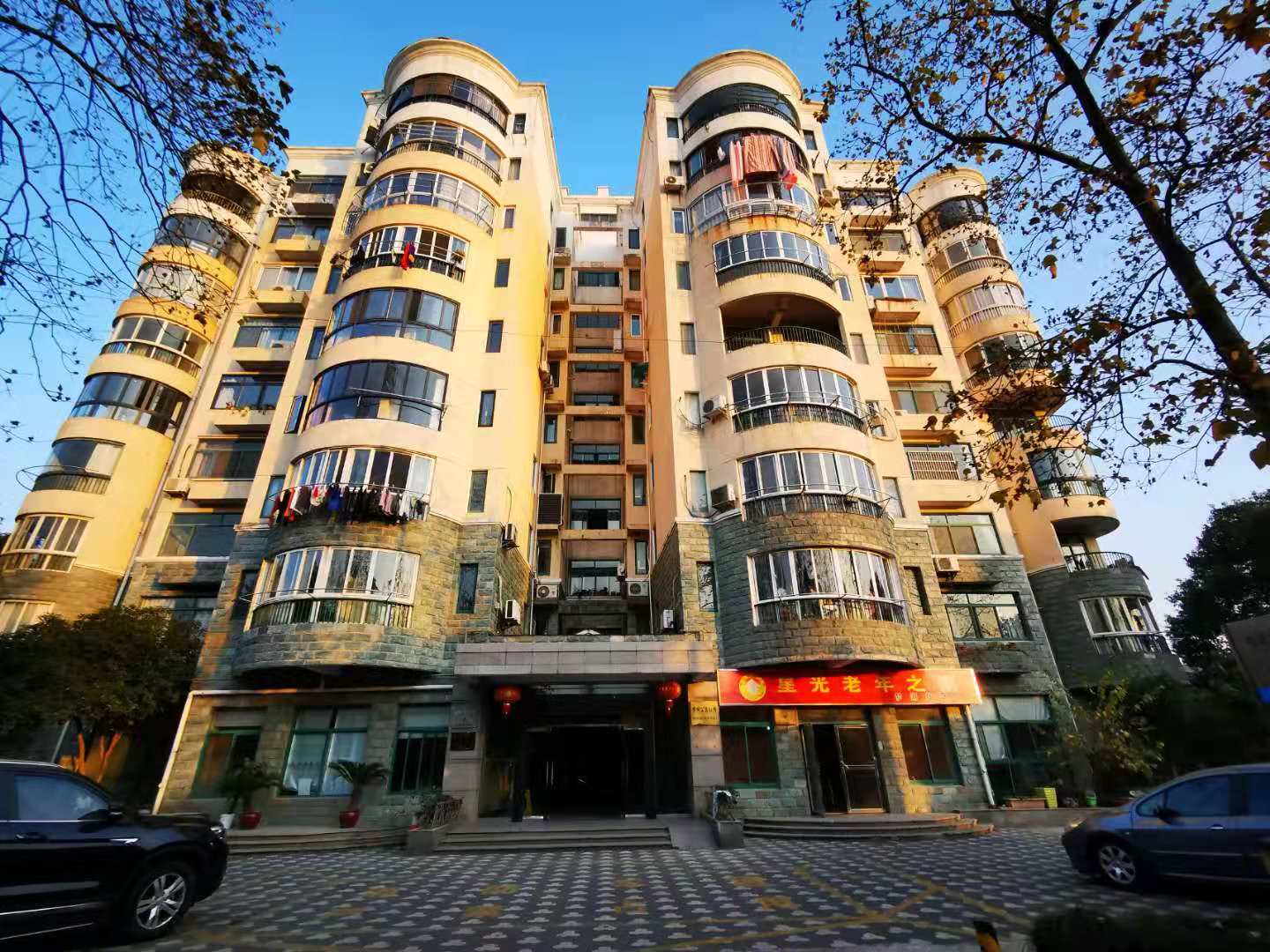Jing Yue Bay compound photo 4
