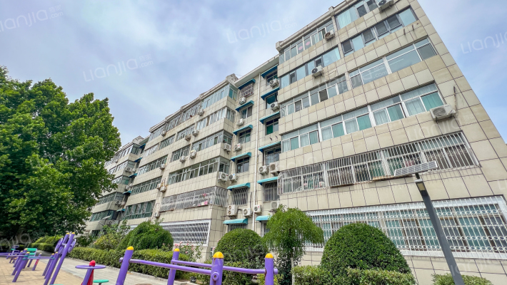 燕子山路41号外景图