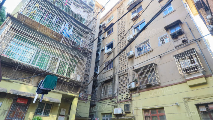 广场北路外景图