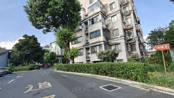 名门花园外景图