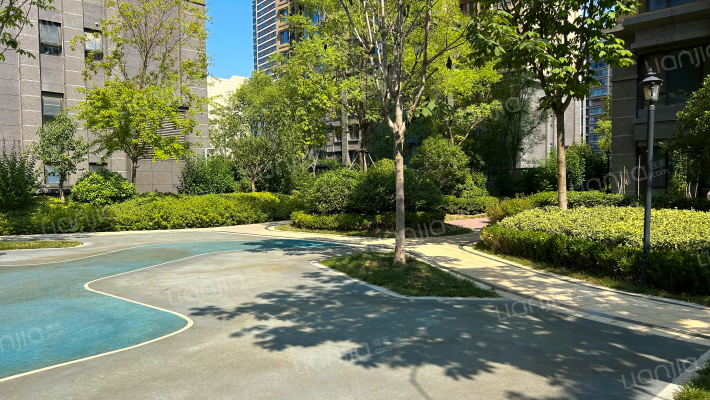 湾流阔景外景图