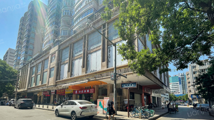 淞江广场外景图