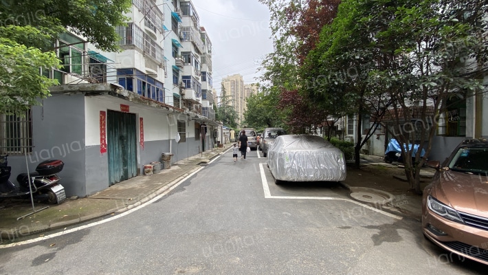 湖东新村外景图