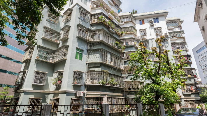 卫生局附属楼外景图