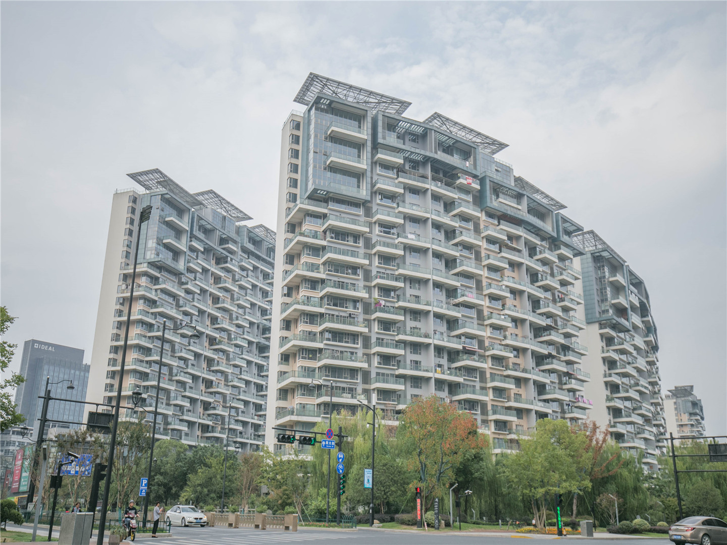 君临天下小区实景 6