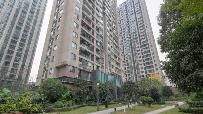 中渝春华秋实二期外景图