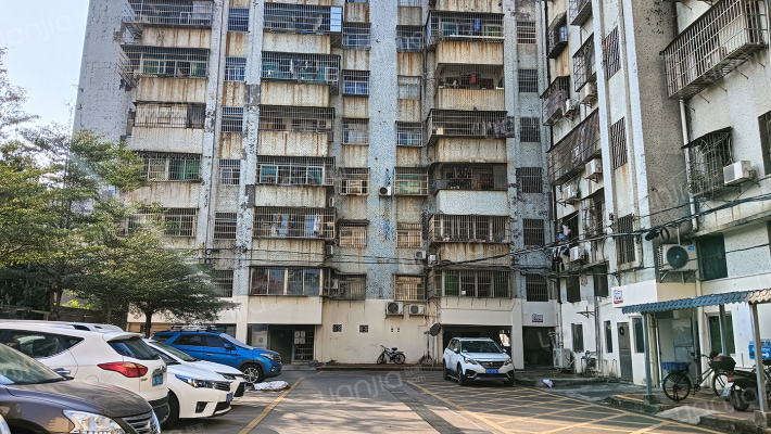 广安花园外景图