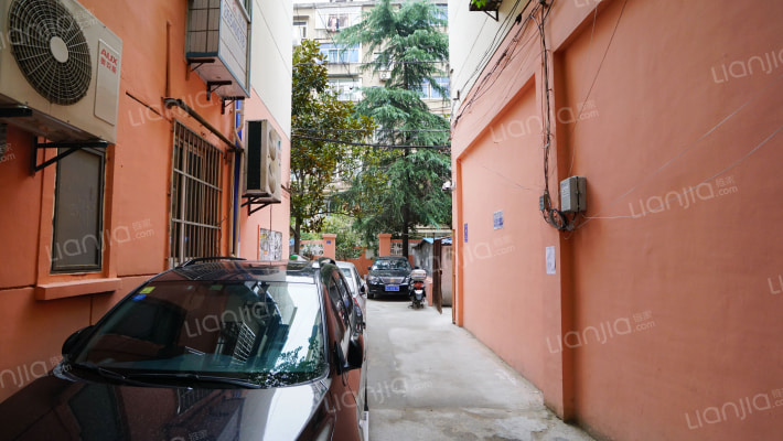 珠江路371至377号外景图