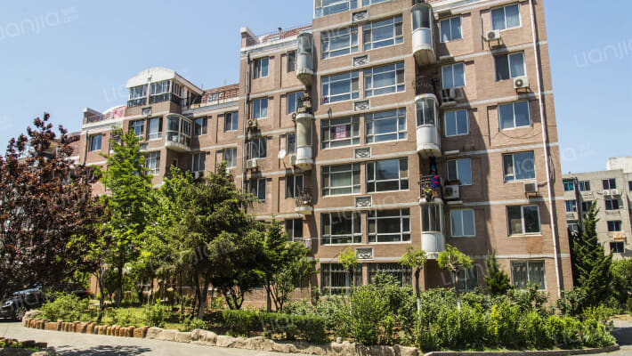 富华山庄外景图