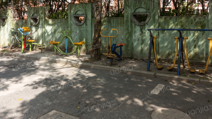 岭南路1050弄外景图