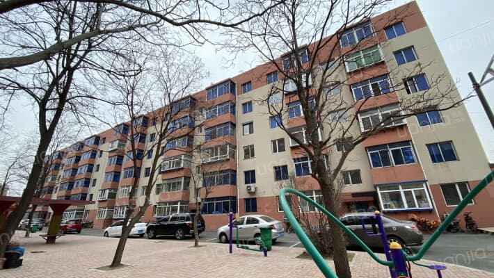 后榆花园外景图