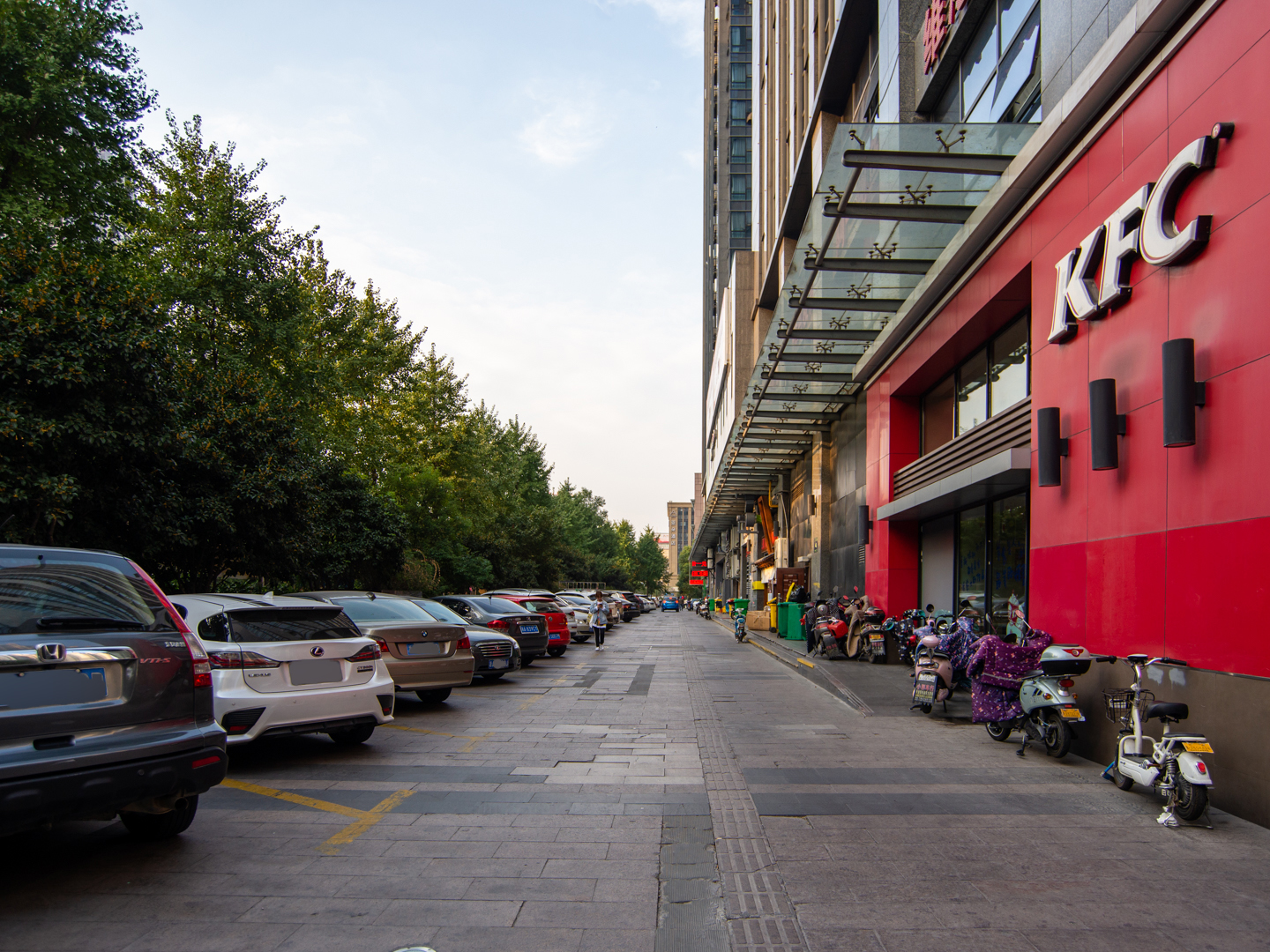 Taihe International compound photo 11