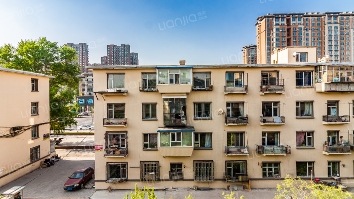 發电宿舍外景图