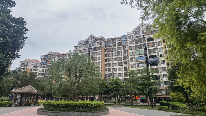 凤岭小区外景图