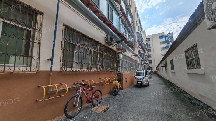 千佛山东路12号外景图