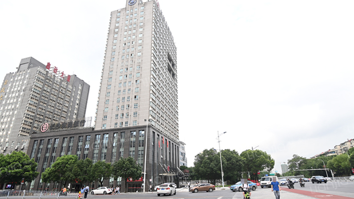 君泰城市快线外景图