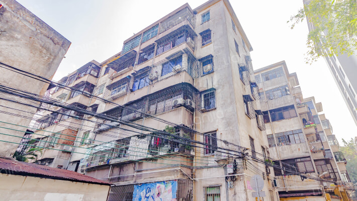 泥墩上街外景图