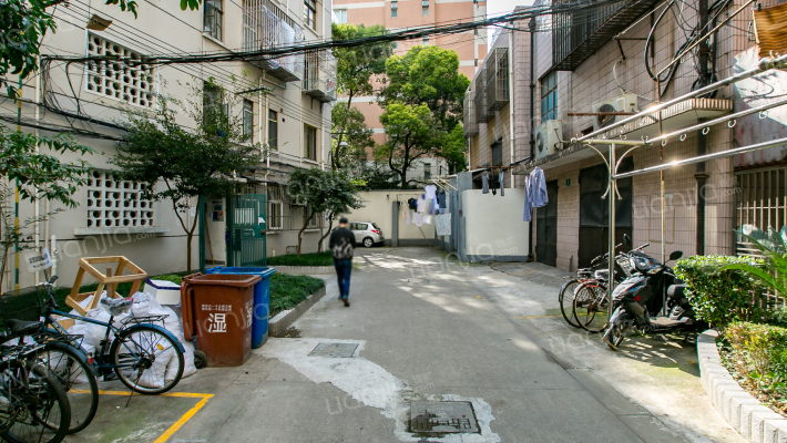 打浦路210弄外景图