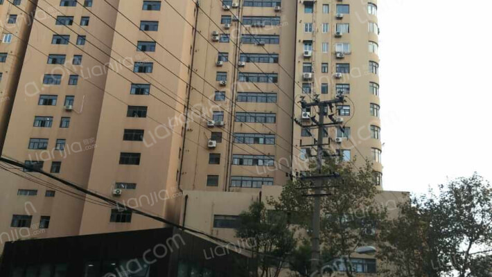 景泰大厦外景图