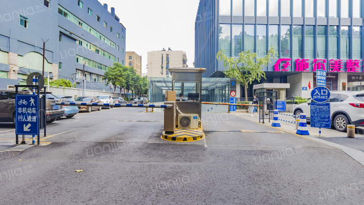 凤凰和睿大厦外景图