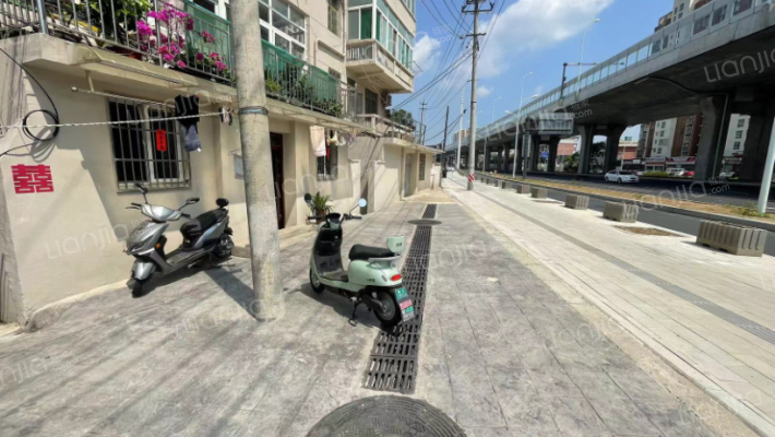 能源服务站宿舍外景图