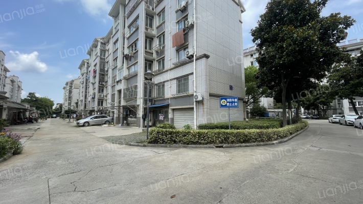 新丰小区外景图