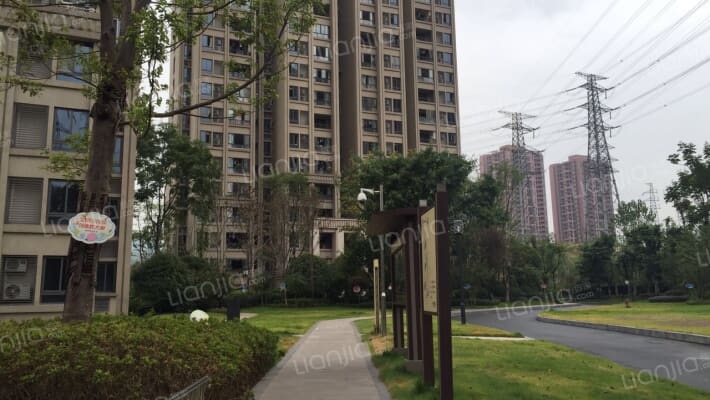 融汇温泉城圣地亚北区外景图