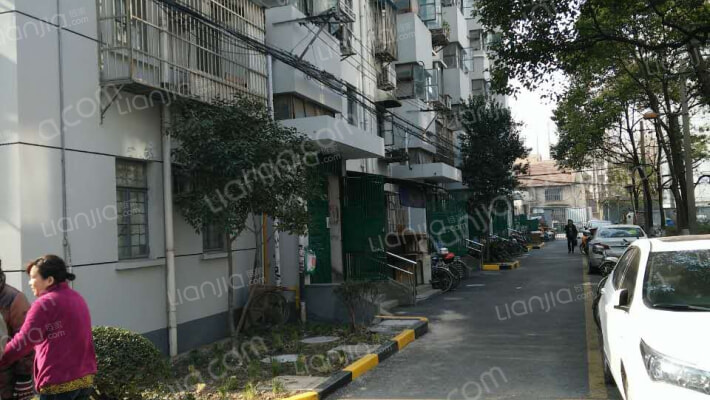 吴家湾路136弄外景图