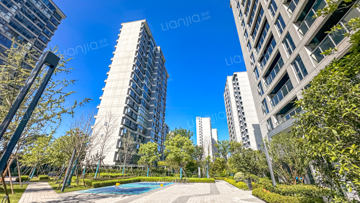 美的保利君兰锦绣花园外景图