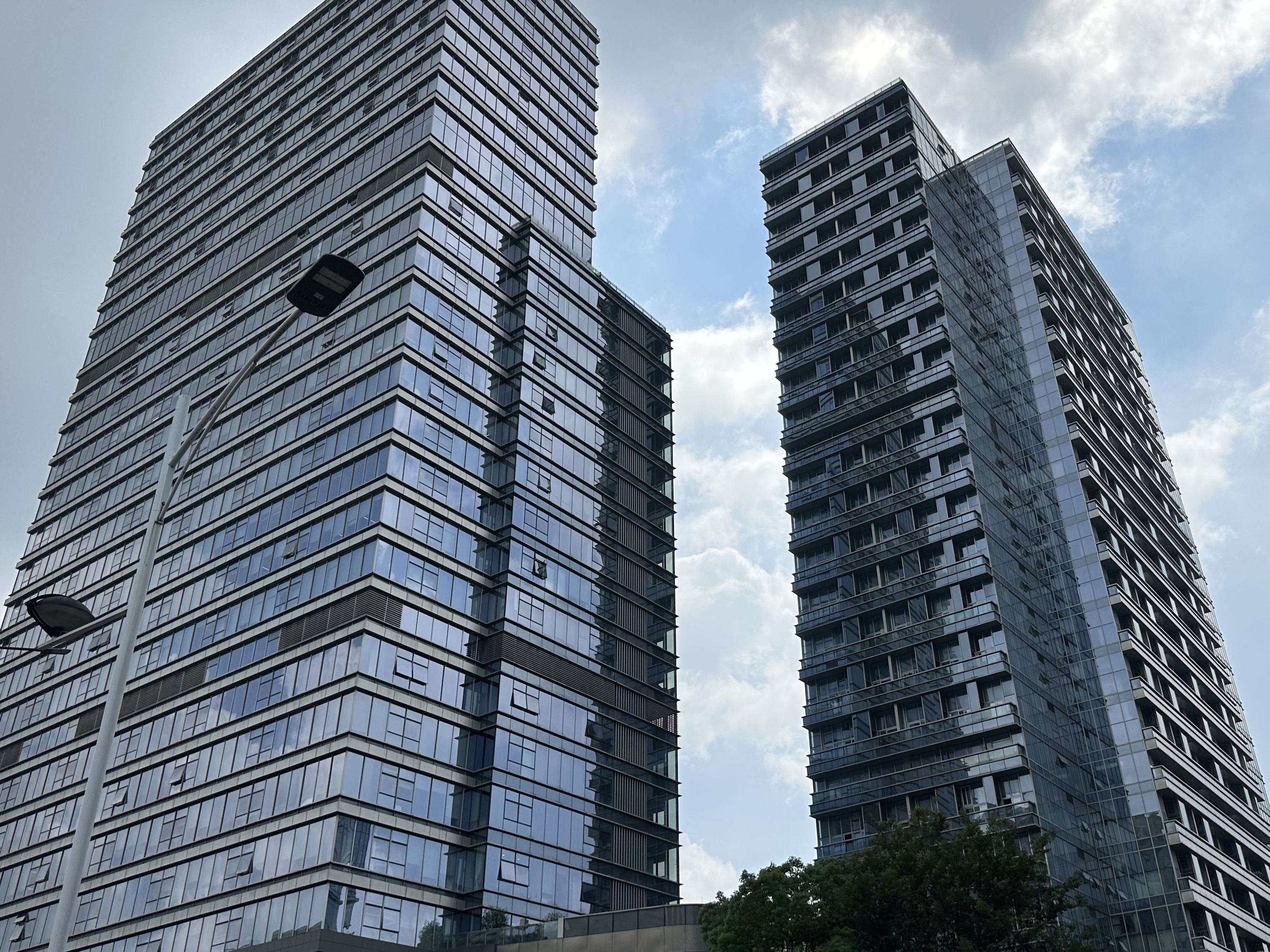 Starry City compound photo 2