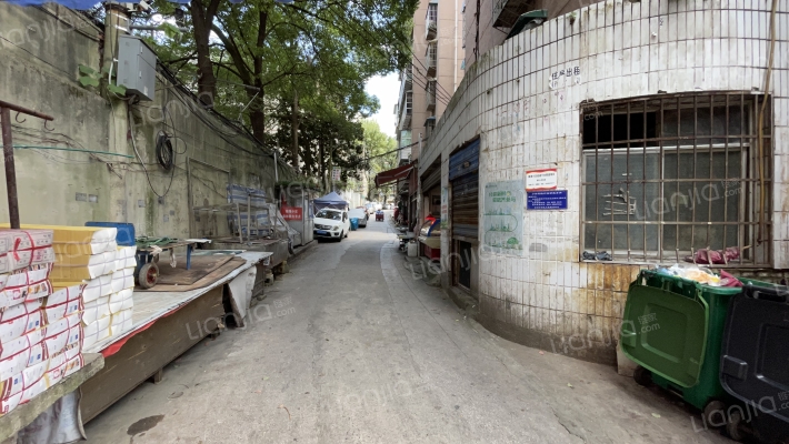 省商十校新宿舍外景图