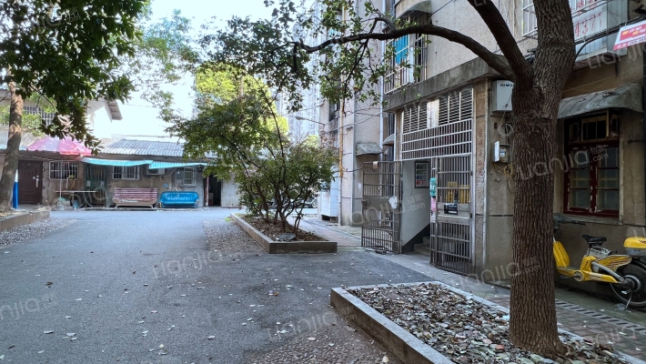 标准件总厂宿舍外景图