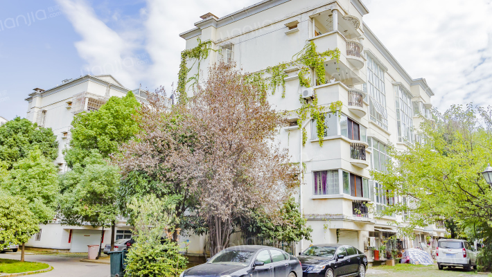 东方花园B区外景图