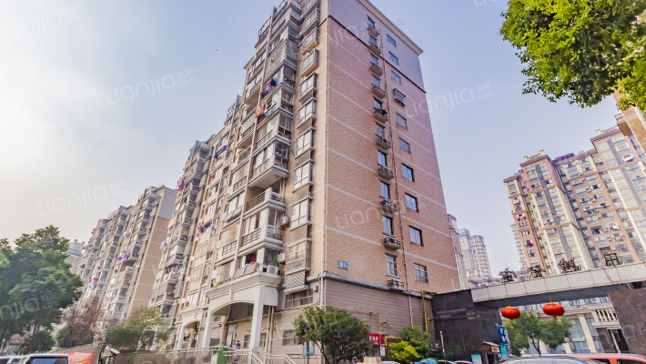 东煌公寓外景图