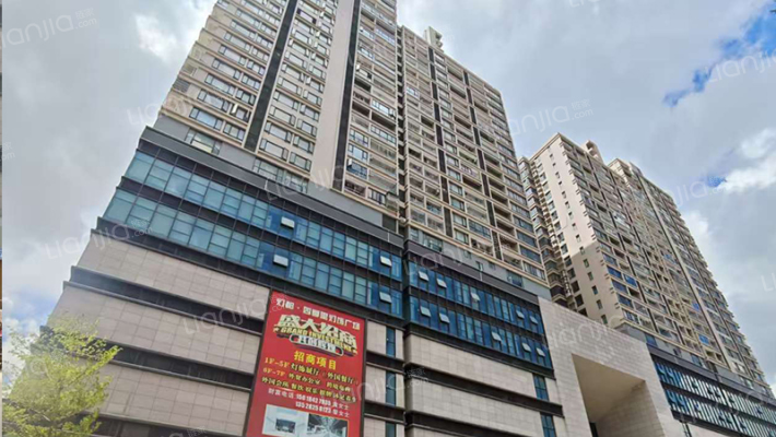 六坊商业广场外景图