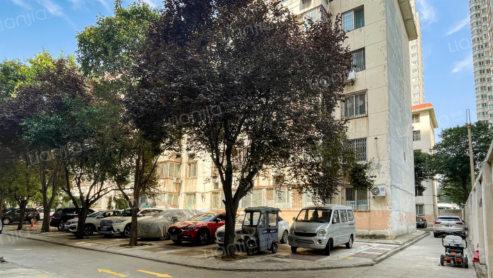 西安三建自强路家属院外景图