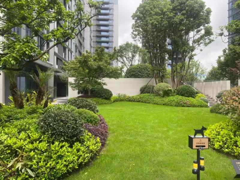 IMPERIAL MANSION compound photo 11