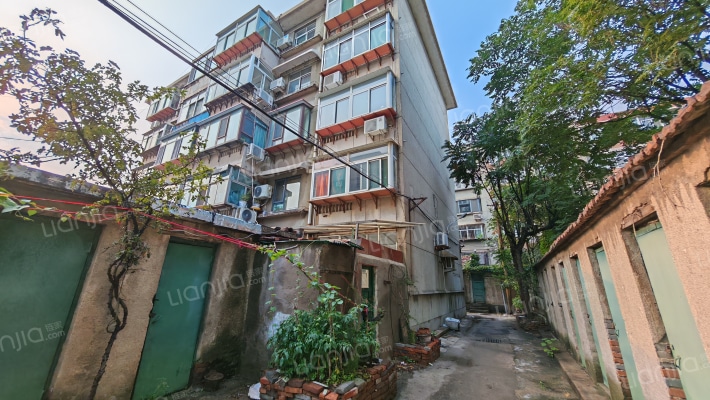 黑虎泉北路71号外景图