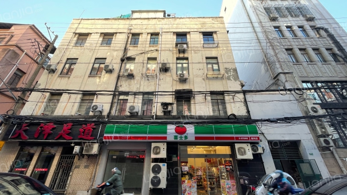 上海大楼外景图