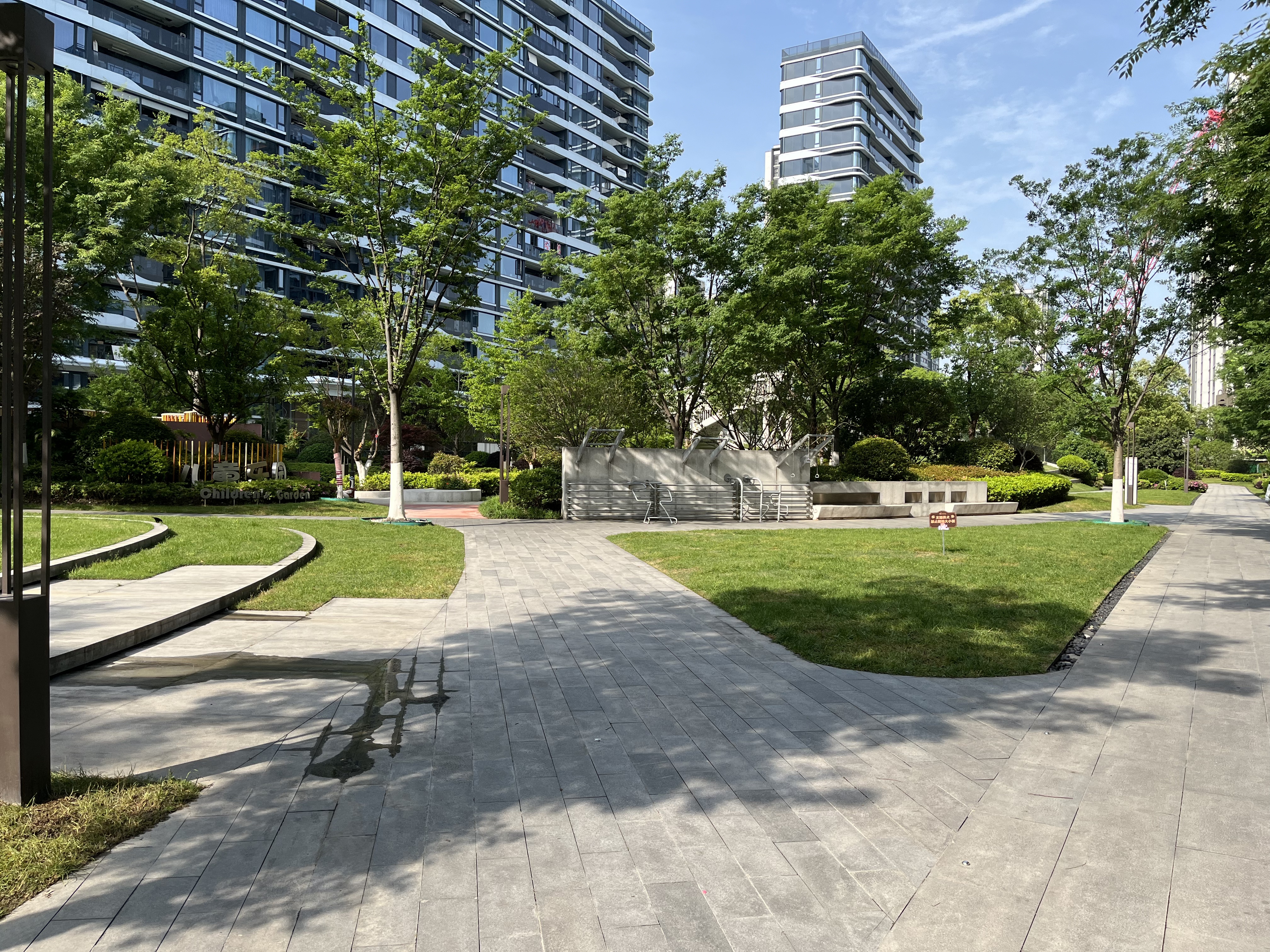 Sun City Tan Yue compound photo 4