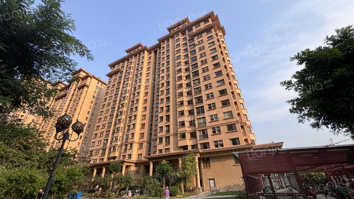 国仕山一期外景图