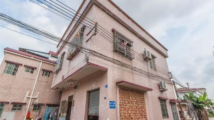 七村大有街外景图