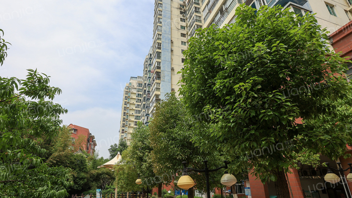 怡海家园外景图