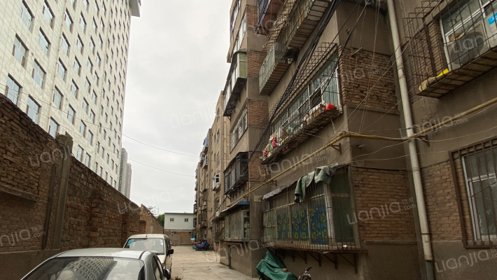 华清学府城社区外景图