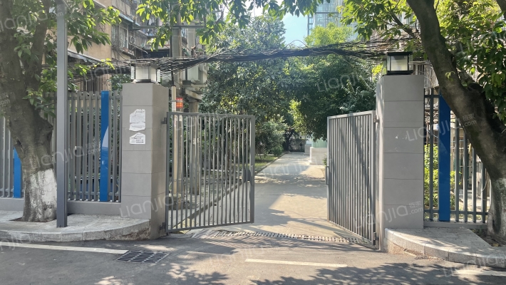 十二桥路39号外景图