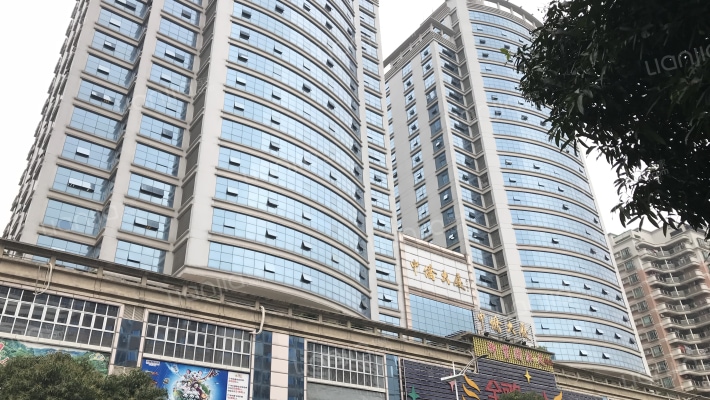 中侨大厦外景图